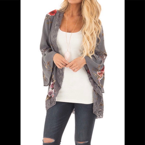 Tops - Gray Floral Kimono Size XL Topper Boho Cardigan